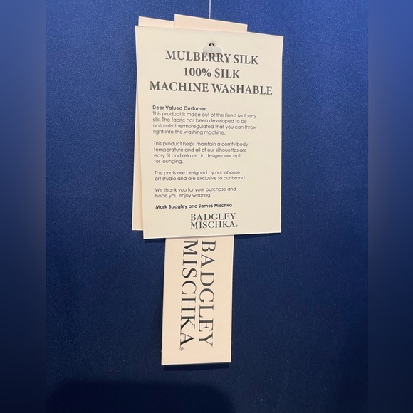 NWT - Badgley Mischka 100% SILK BLUE/Black Ombré Silk Hi/Low Lounge Top- Sz S - Picture 6 of 9